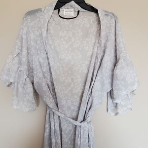 Melrose and Market Duster